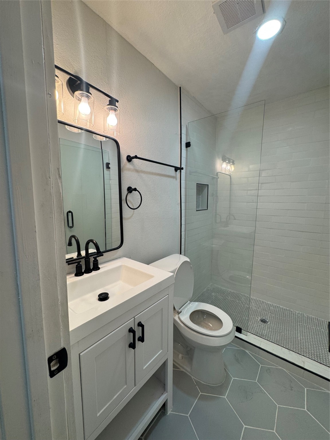 1906 Stovall Drive , Dallas, TX, 75216 | 20930871 | Realty Texas LLC