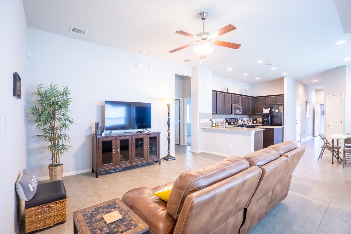 411 Tilly Lane , Buda, TX, 78610 | 2055726 | Realty Texas LLC