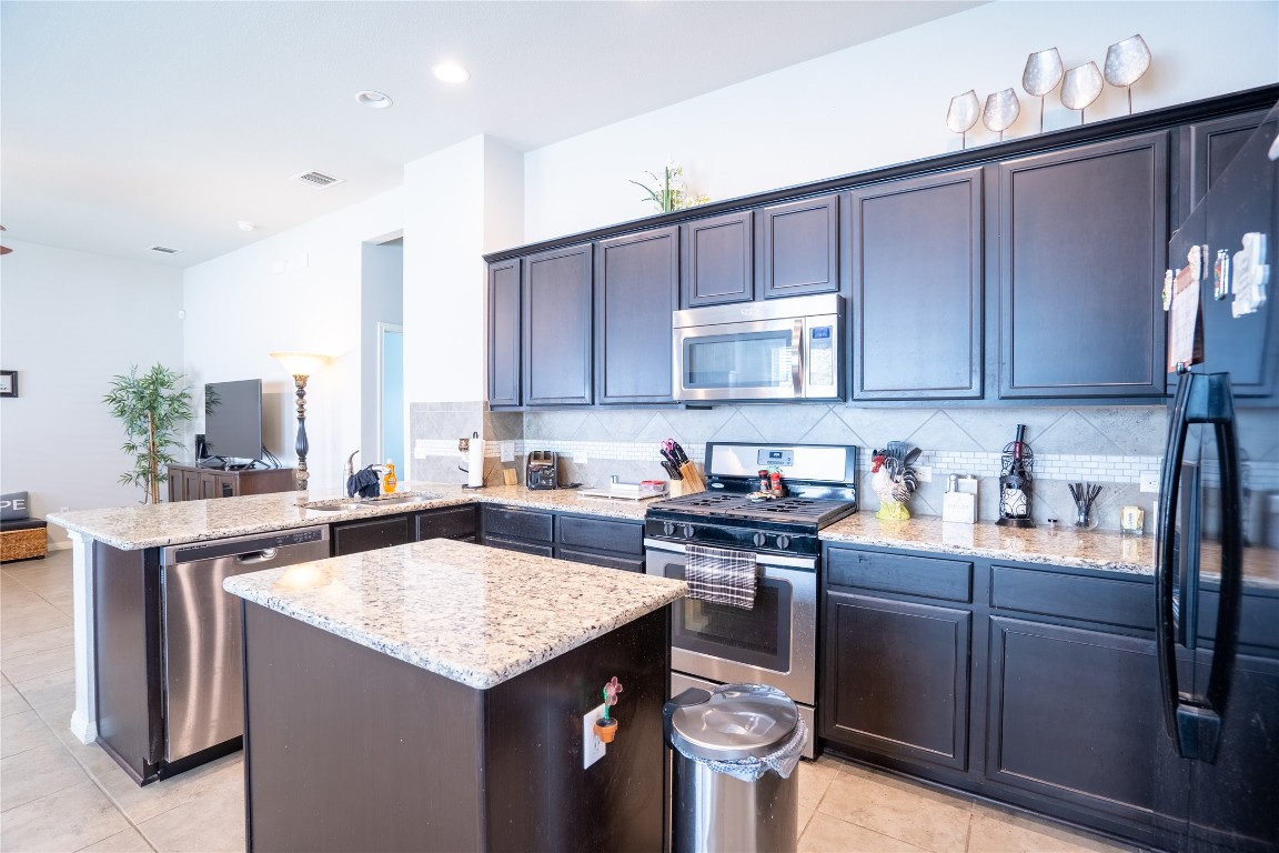 411 Tilly Lane , Buda, TX, 78610 | 2055726 | Realty Texas LLC