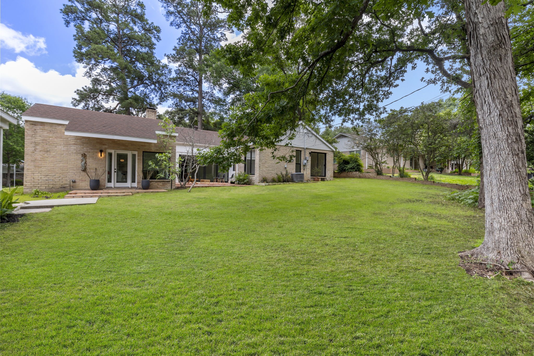 17 Fairway Drive , Conroe, TX, 77304 | 49171190 | Realty Texas LLC