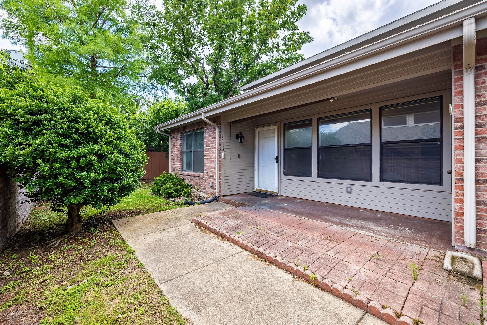 1120 Forest Creek Street , Benbrook, TX, 76126 | 20930819 | Realty Texas LLC