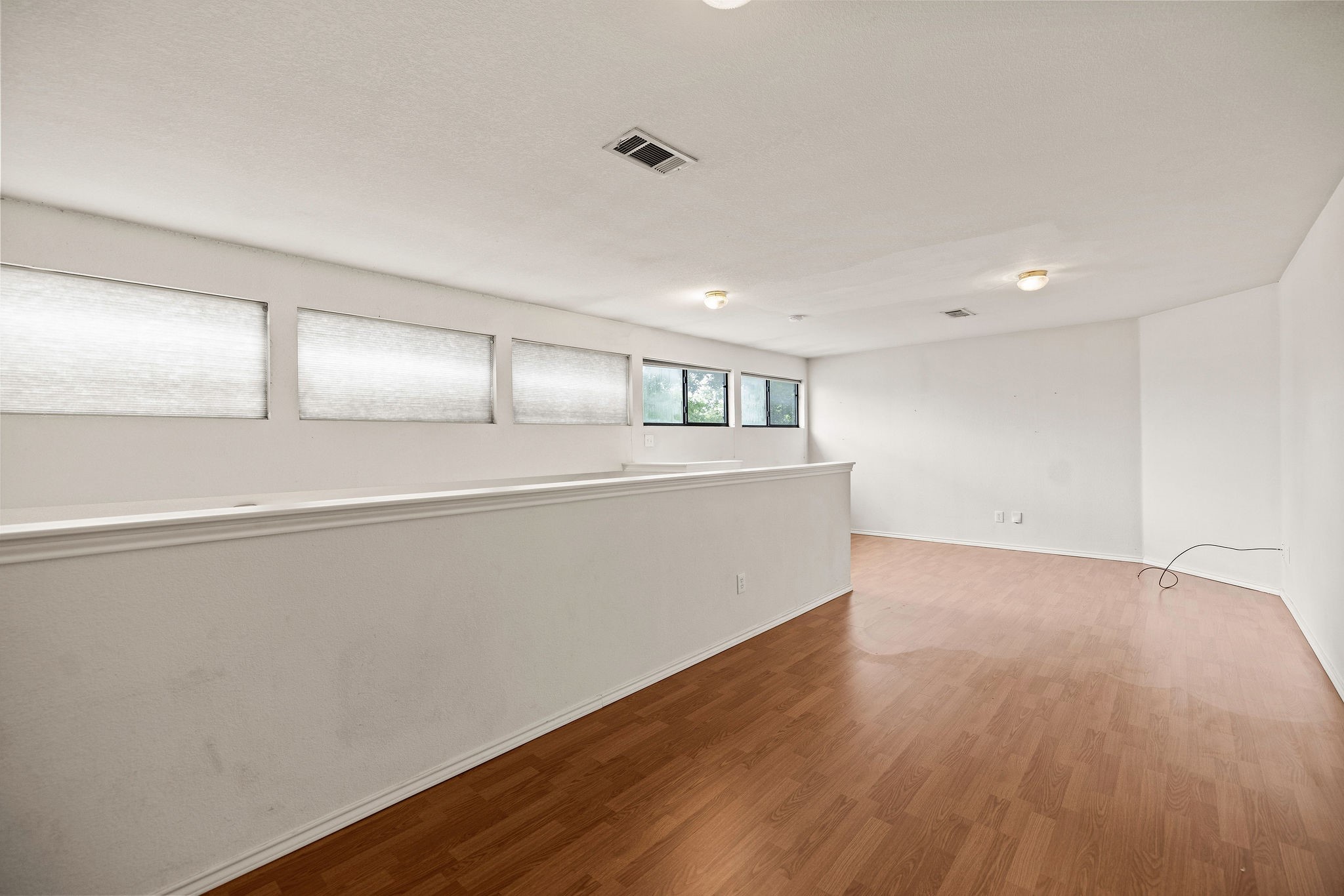 1120 Forest Creek Street , Benbrook, TX, 76126 | 20930819 | Realty Texas LLC