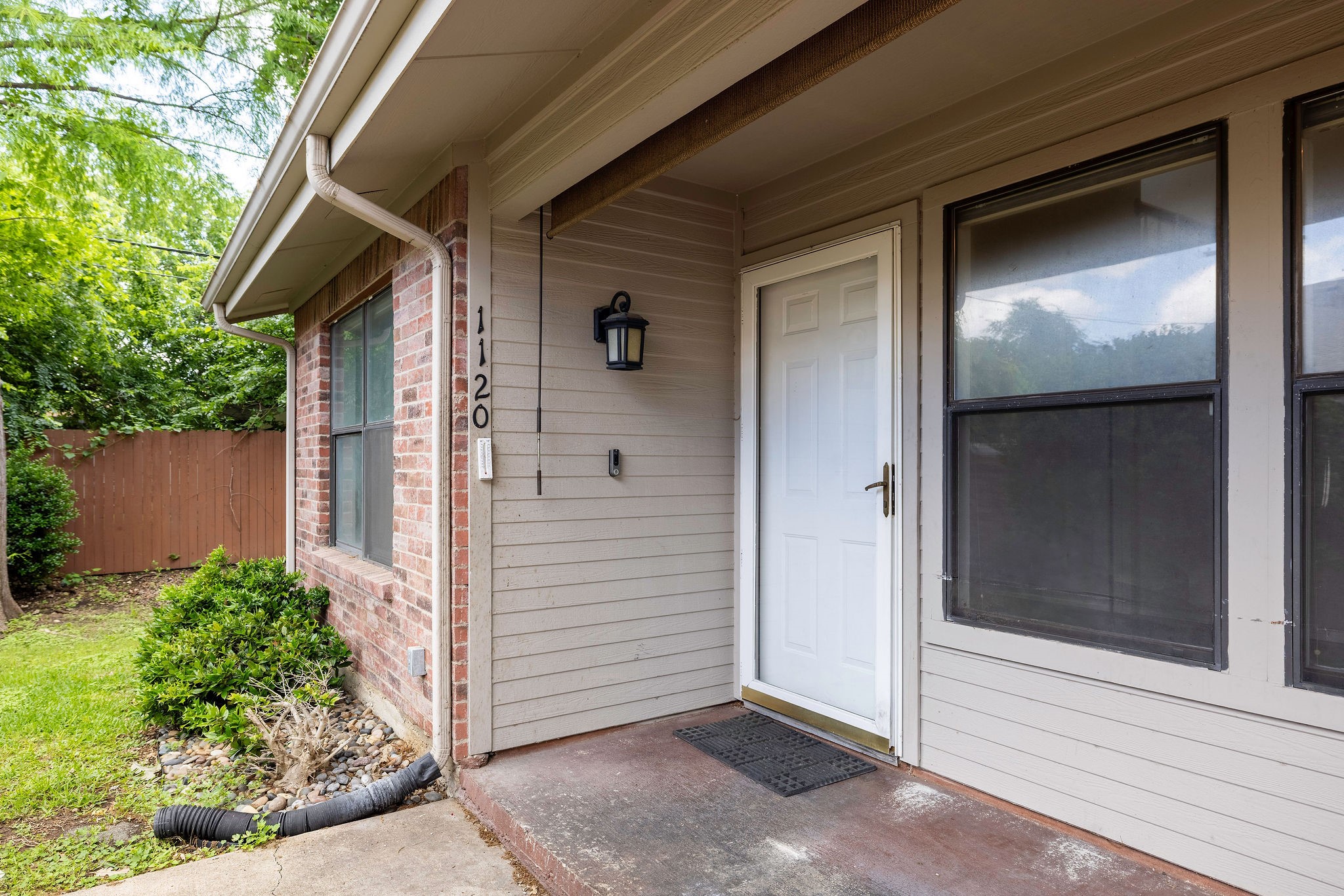 1120 Forest Creek Street , Benbrook, TX, 76126 | 20930819 | Realty Texas LLC