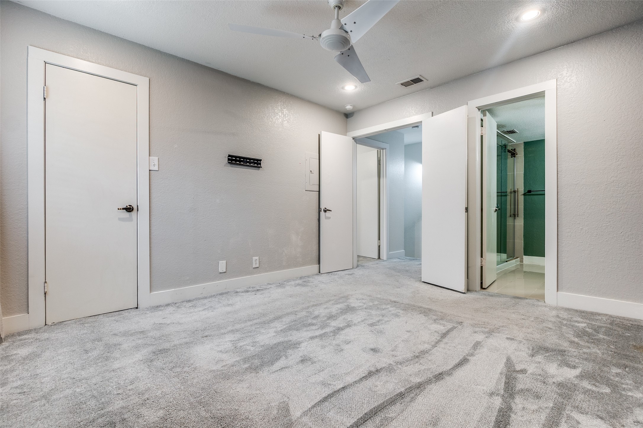 4777 Cedar Springs Road 2H , Dallas, TX, 75219 | 20931139 | Realty Texas LLC
