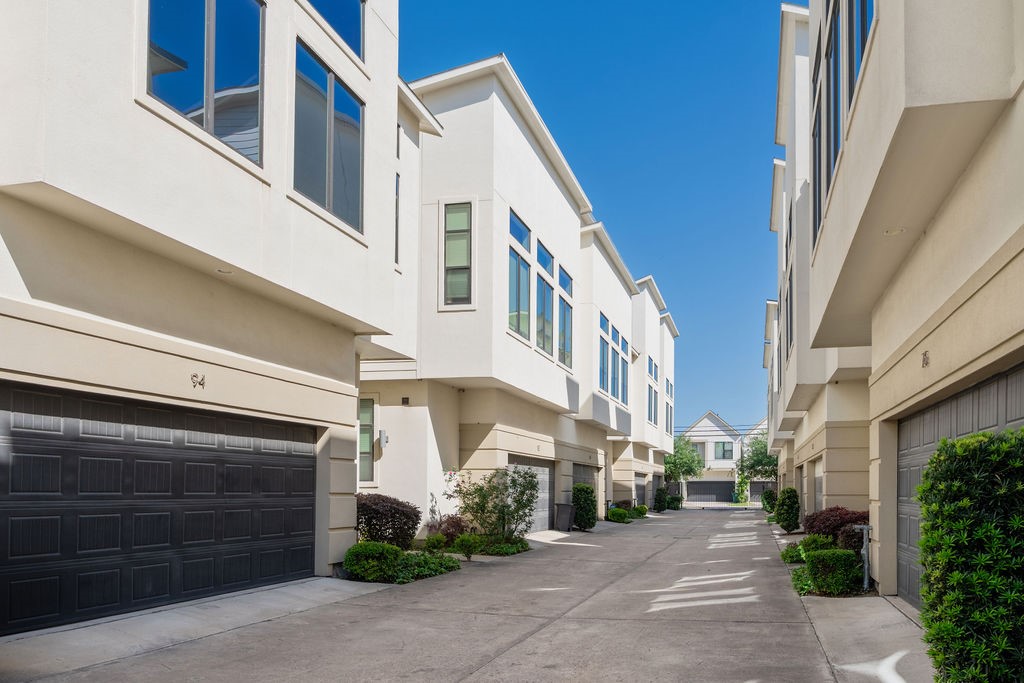 94 N Hutcheson Street , Houston, TX, 77003 | 76989914 | Realty Texas LLC