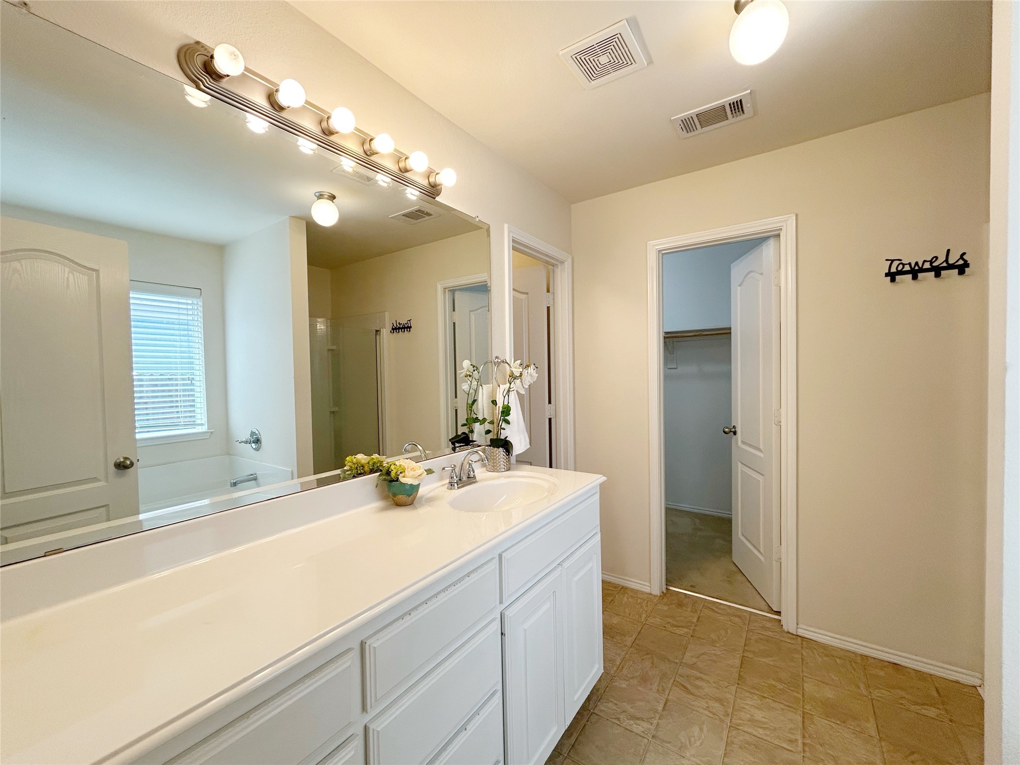 2041 Matador Ranch Road , Fort Worth, TX, 76134 | 20930953 | Realty Texas LLC