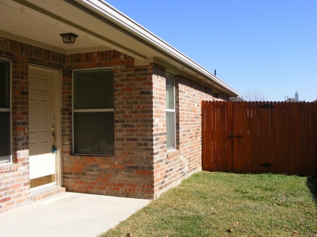 1608 Myrtle Drive , Little Elm, TX, 75068 | 20931240 | Realty Texas LLC