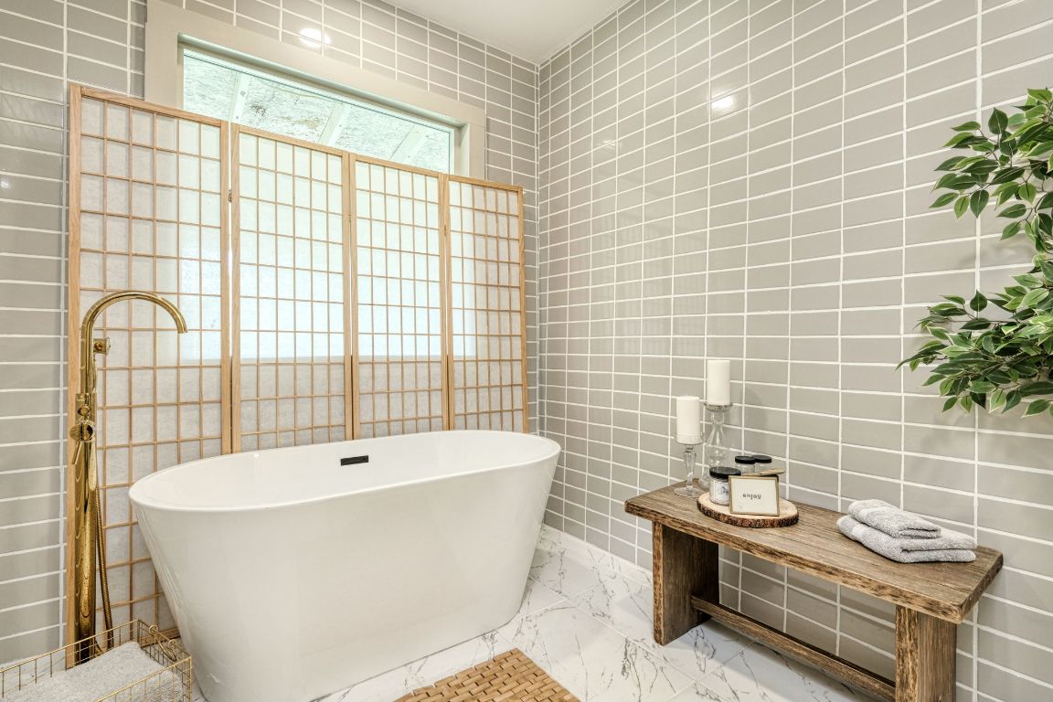 1606 Lone Man Mountain Road, Wimberley, TX, 78676 | 3061452 | Realty Texas LLC