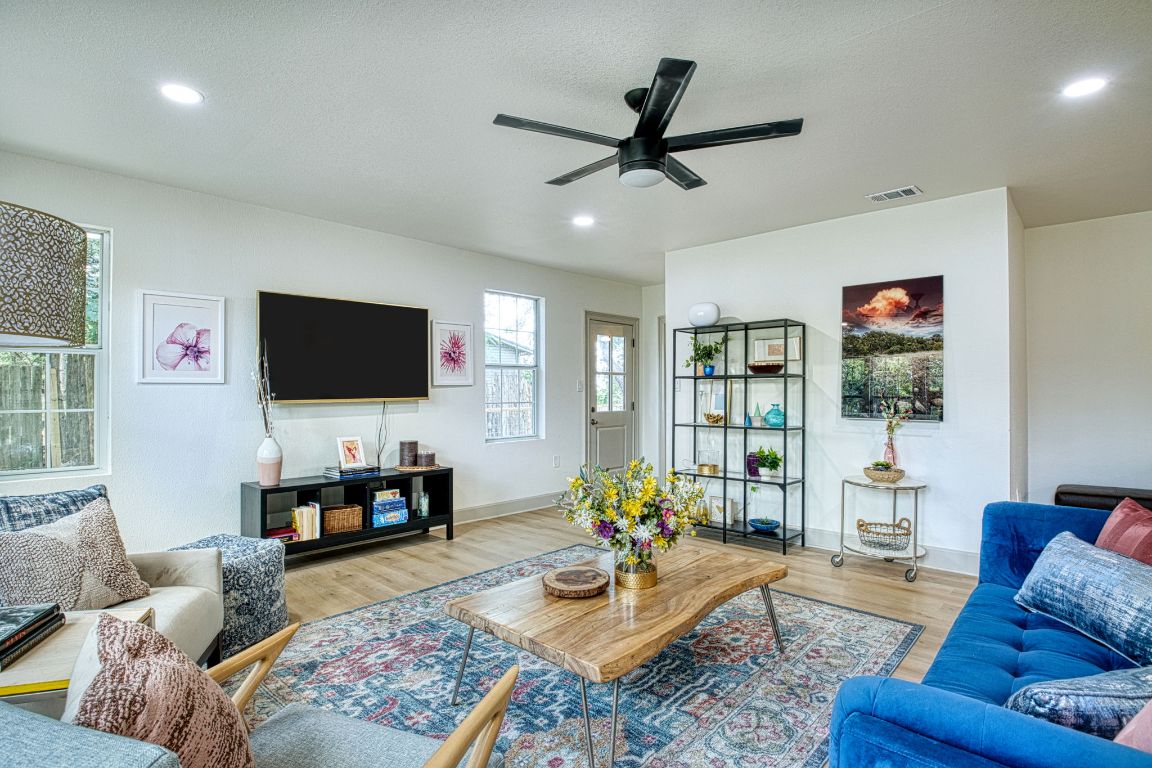 1606 Lone Man Mountain Road, Wimberley, TX, 78676 | 3061452 | Realty Texas LLC