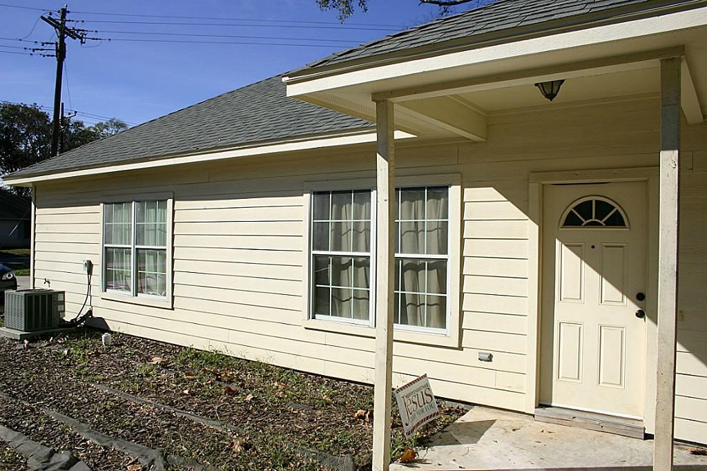 104 Longstreet Road, Willis, TX, 77378 | 55584666 | Realty Texas LLC