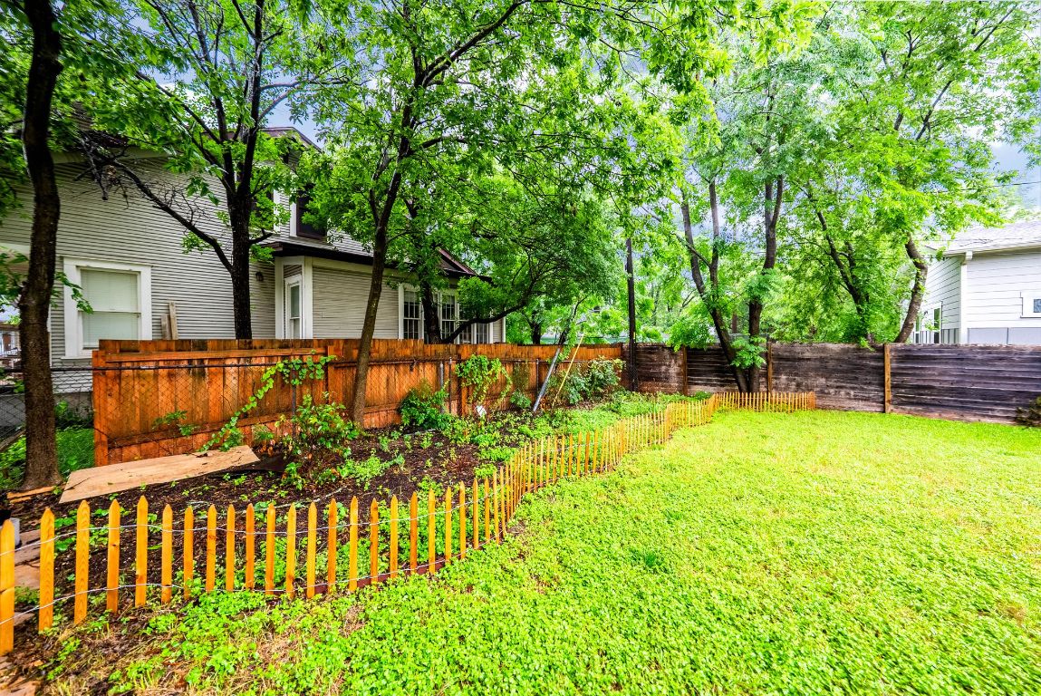 101 W 55th Street , Austin, TX, 78751 | 5792629 | Realty Texas LLC