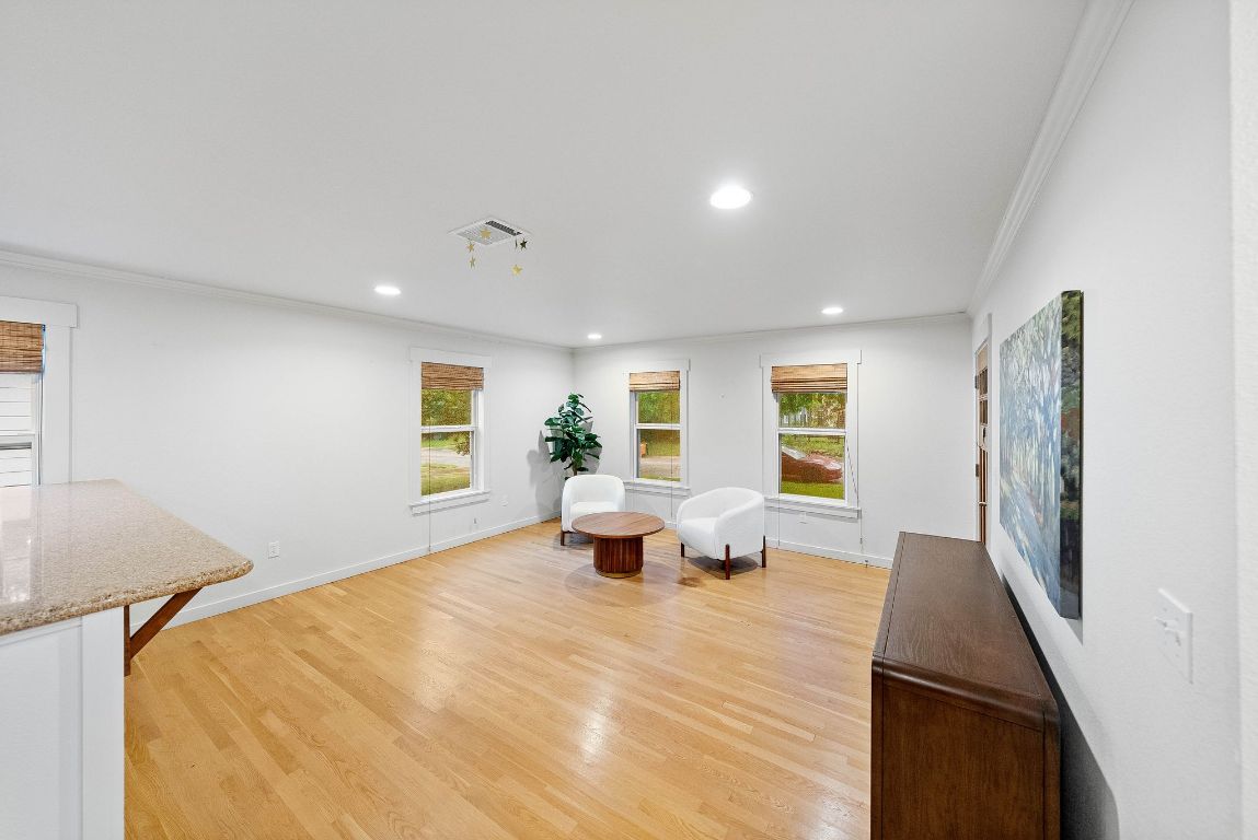 101 W 55th Street , Austin, TX, 78751 | 5792629 | Realty Texas LLC