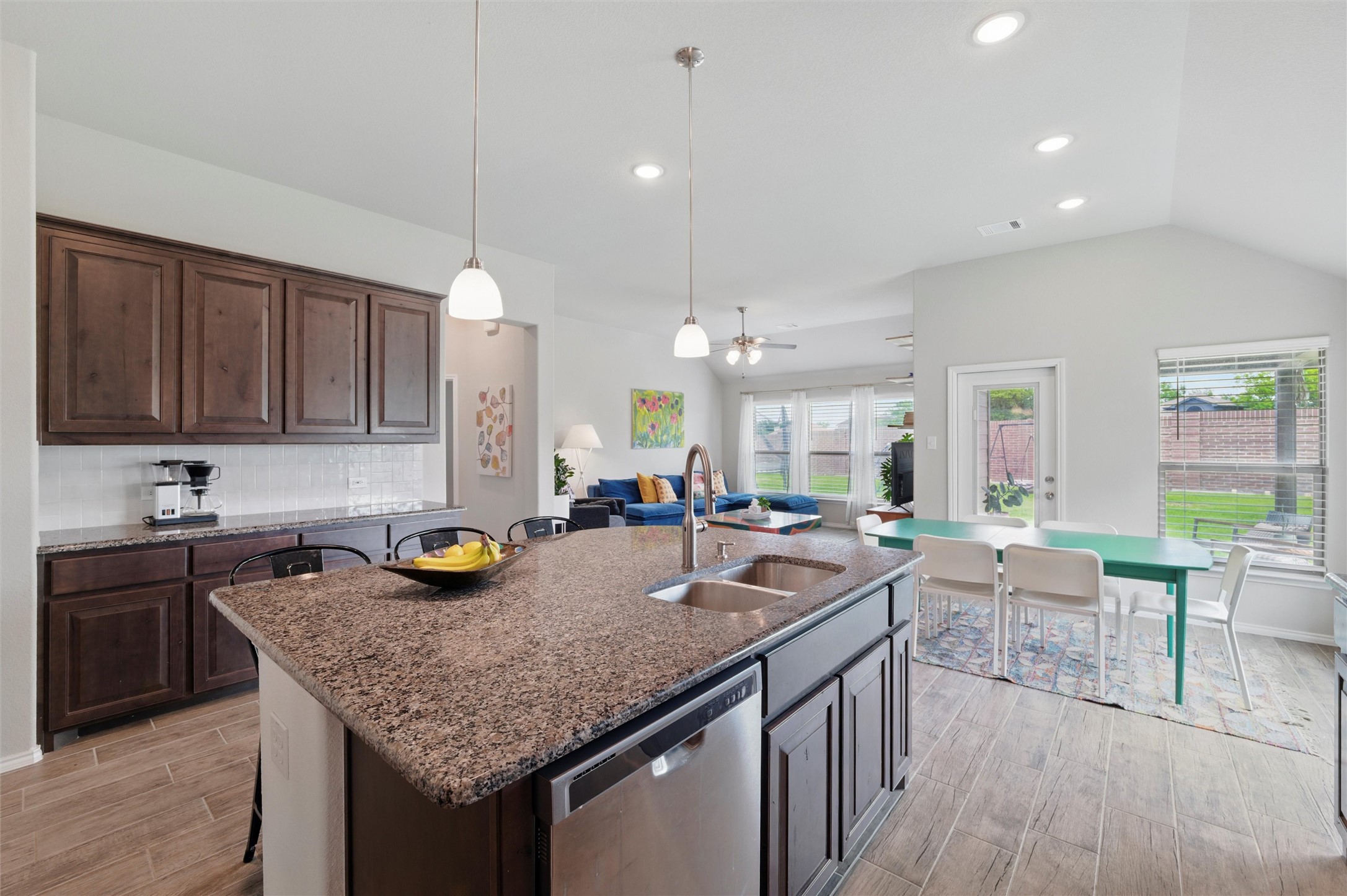 705 Sandy Chip Trail , Fort Worth, TX, 76108 | 20931120 | Realty Texas LLC
