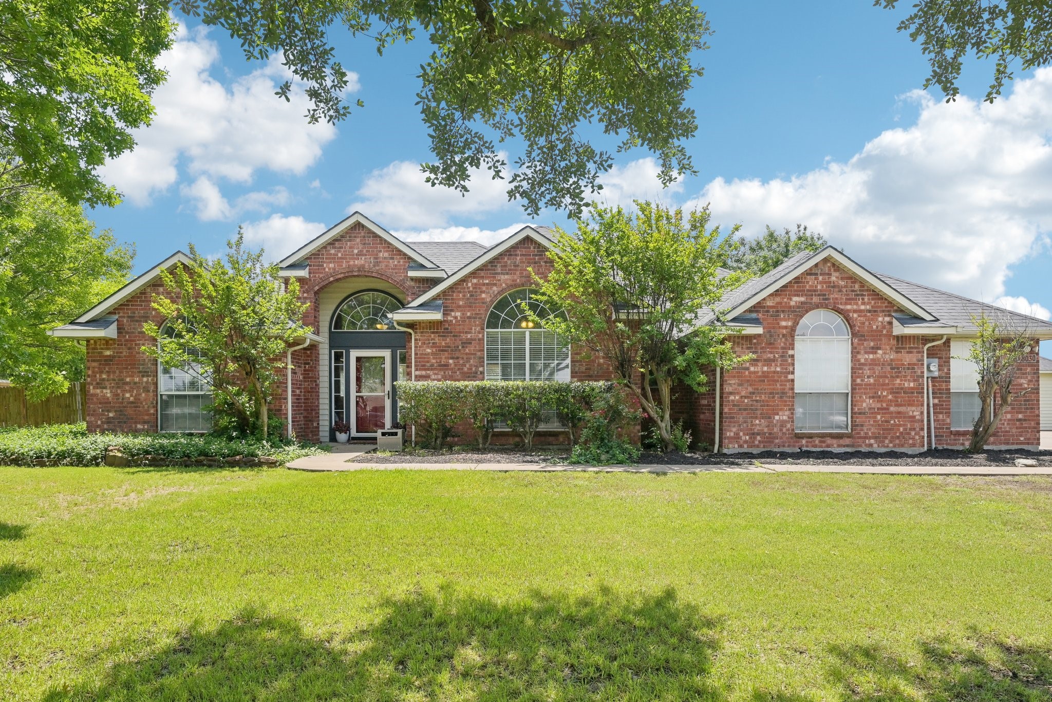 8030 Mavis Avenue , Waxahachie, TX, 75167 | 20931066 | Realty Texas LLC