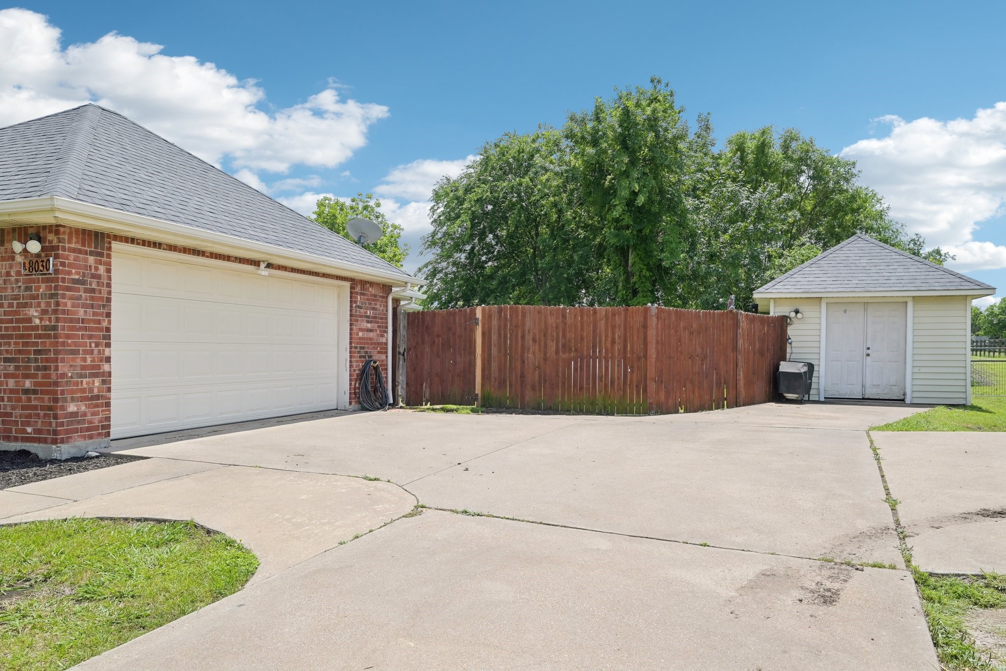 8030 Mavis Avenue , Waxahachie, TX, 75167 | 20931066 | Realty Texas LLC
