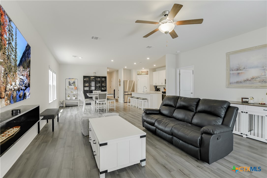 104 Hannah Trail , Georgetown, TX, 78628 | 578289 | Realty Texas LLC