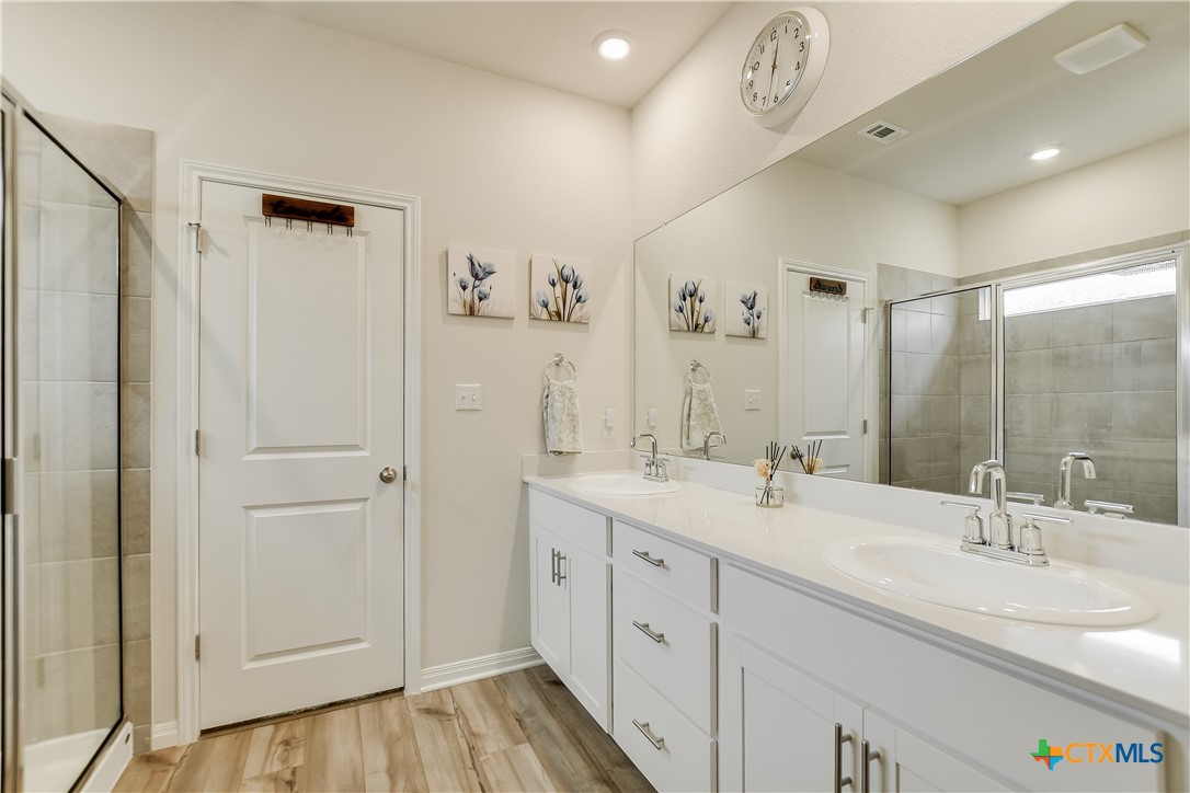 104 Hannah Trail , Georgetown, TX, 78628 | 578289 | Realty Texas LLC