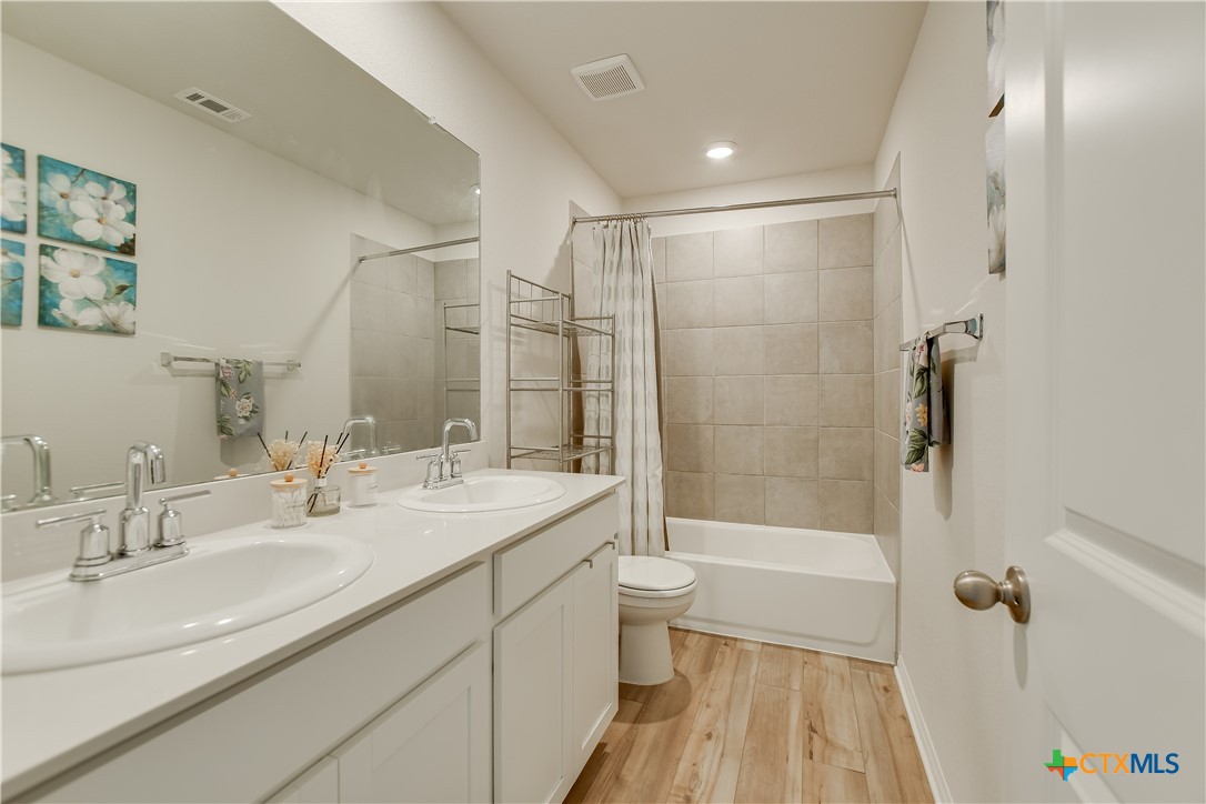 104 Hannah Trail , Georgetown, TX, 78628 | 578289 | Realty Texas LLC