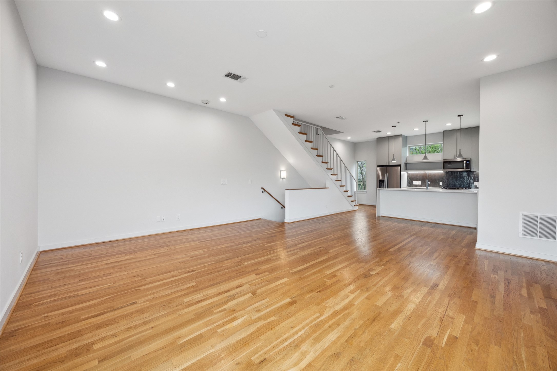 1803 Richardson Avenue 101 , Dallas, TX, 75215 | 20931067 | Realty Texas LLC