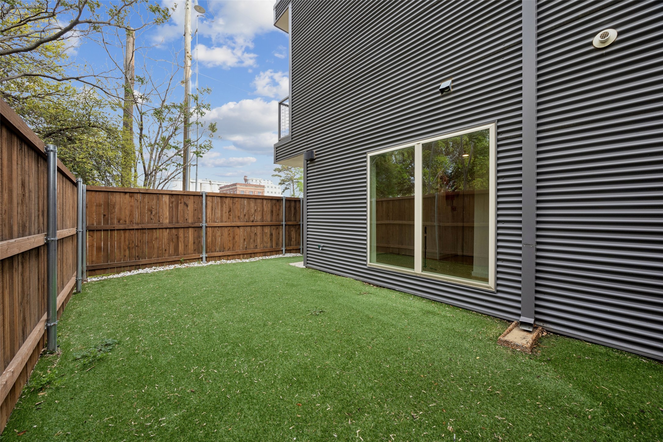 1803 Richardson Avenue 101 , Dallas, TX, 75215 | 20931067 | Realty Texas LLC