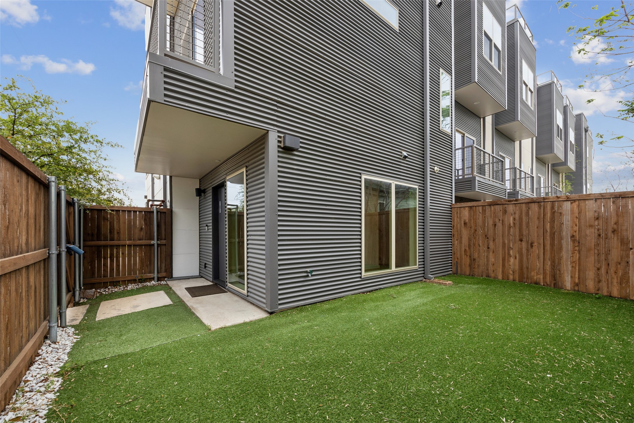 1803 Richardson Avenue 101 , Dallas, TX, 75215 | 20931067 | Realty Texas LLC