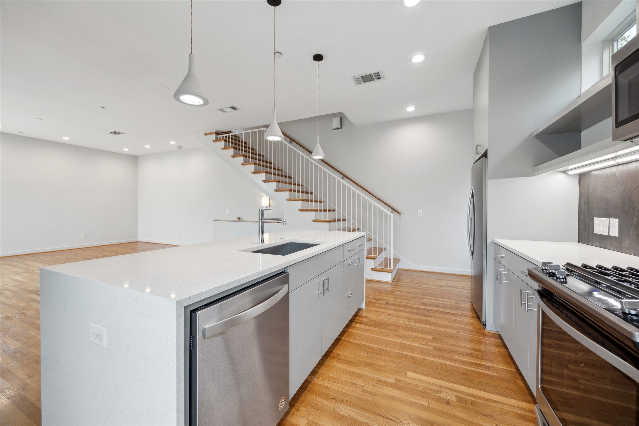 1803 Richardson Avenue 101 , Dallas, TX, 75215 | 20931067 | Realty Texas LLC