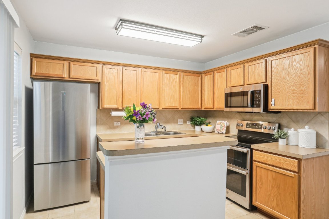 401 Buttercup Creek Boulevard 1002 