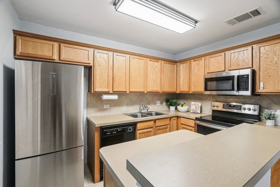 401 Buttercup Creek Boulevard 1002 