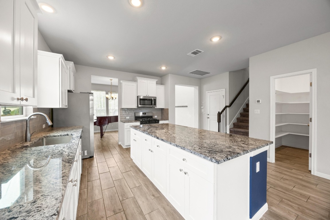 257 Falling Star Lane , Georgetown, TX, 78628 | 7394435 | Realty Texas LLC