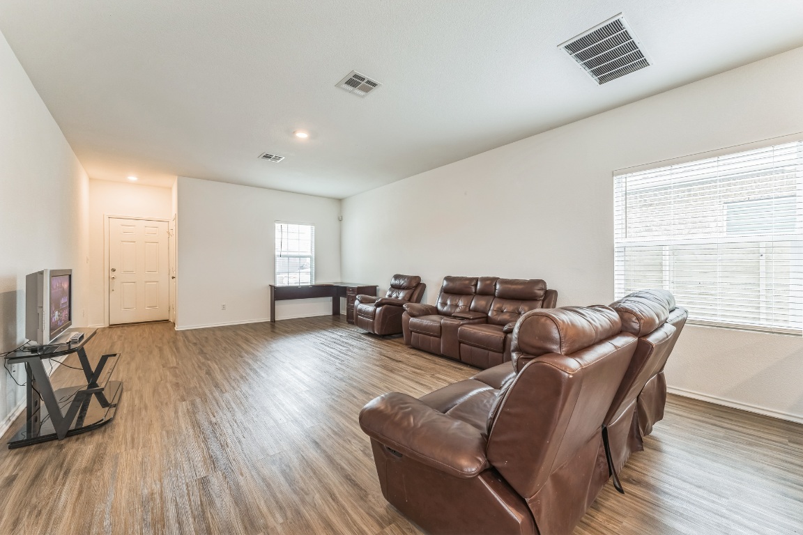133 Cherry Ridge Road , Georgetown, TX, 78628 | 1570344 | Realty Texas LLC