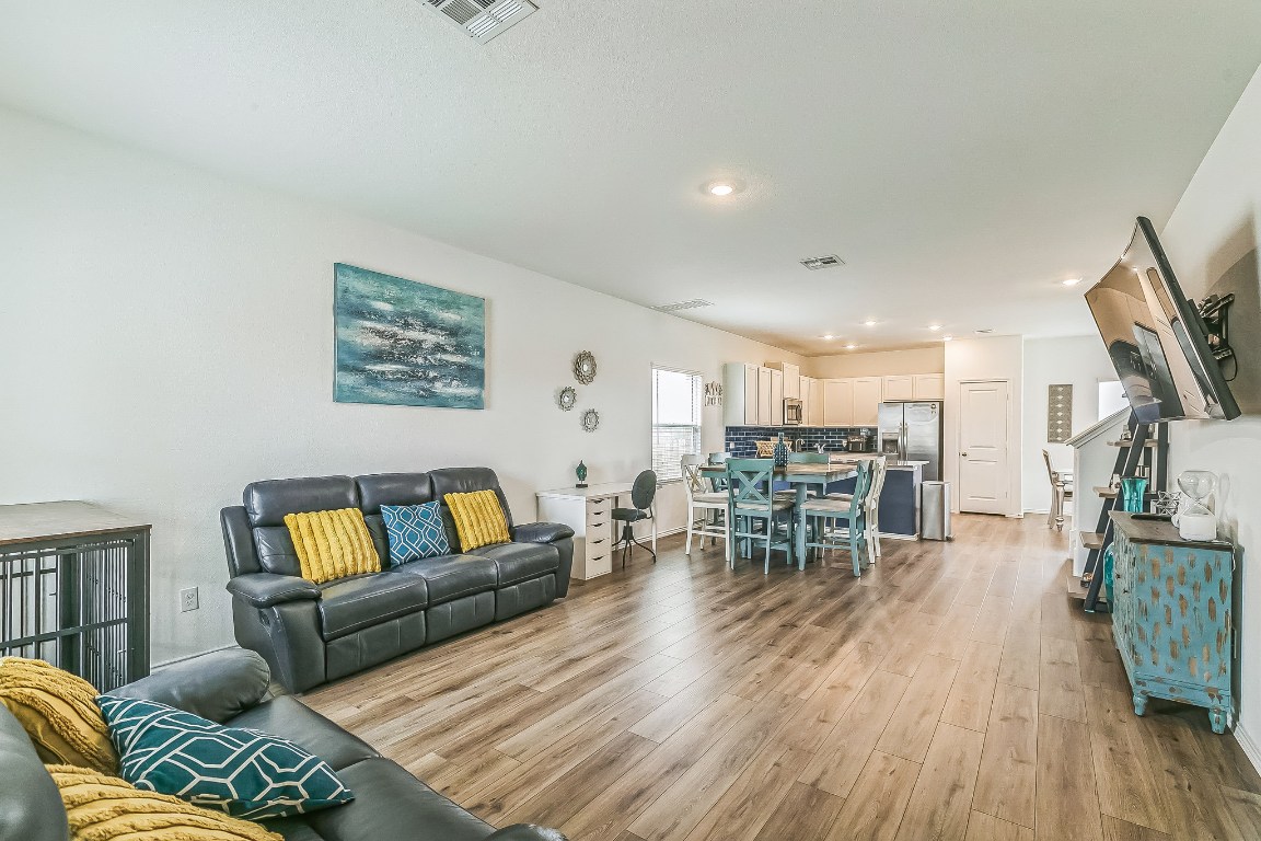 109 Seminole Dr. , San Marcos, TX, 78666 | 1325510 | Realty Texas LLC
