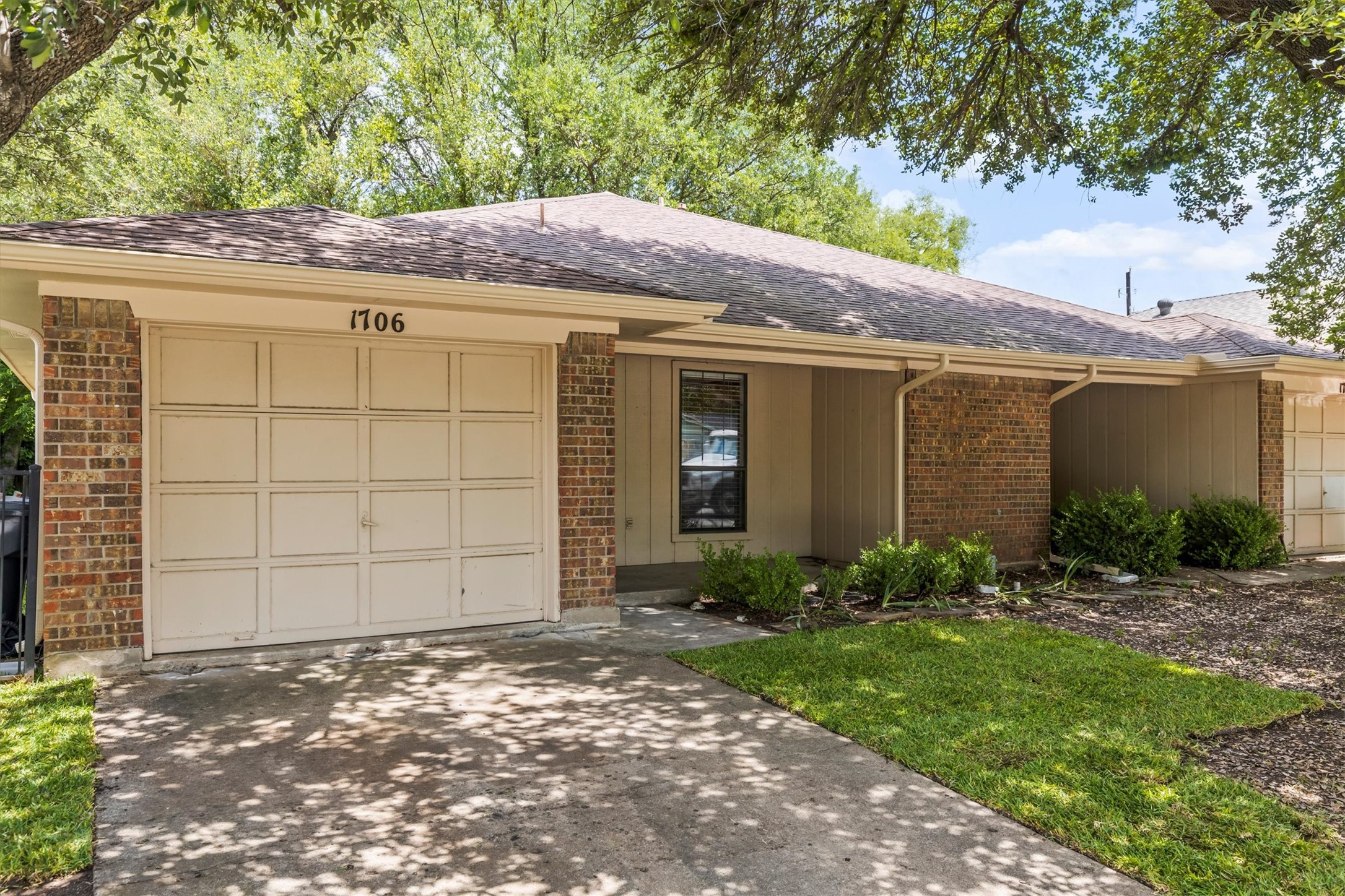 1706 W White Avenue 1704-1706, McKinney, TX, 75069 | 20928542 | Realty Texas LLC