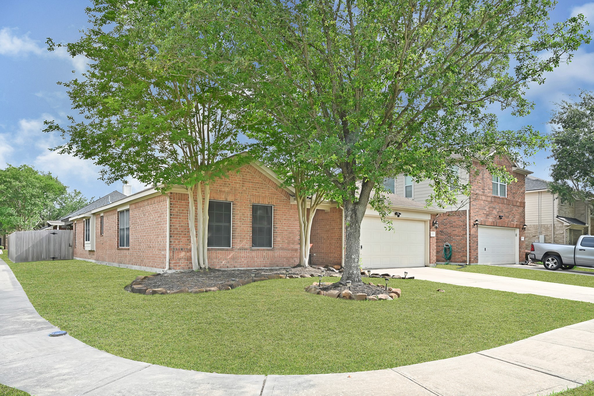 2201 Piney Wood Dr Drive , Deer Park, TX, 77536 | 36374100 | Realty Texas LLC