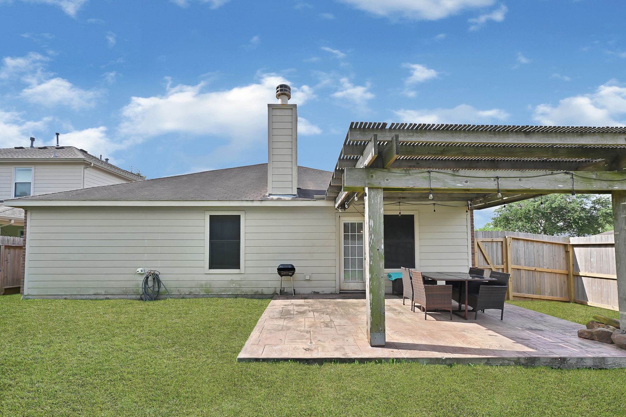 2201 Piney Wood Dr Drive , Deer Park, TX, 77536 | 36374100 | Realty Texas LLC