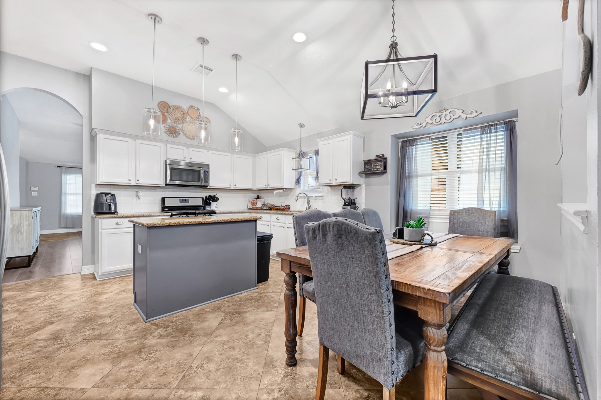 2201 Piney Wood Dr Drive , Deer Park, TX, 77536 | 36374100 | Realty Texas LLC