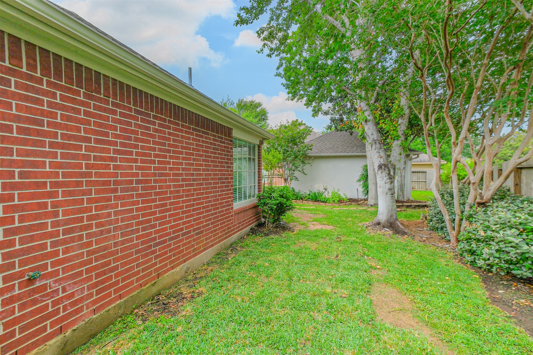 1823 Birnam Glen Drive , Sugar Land, TX, 77479 | 87217233 | Realty Texas LLC