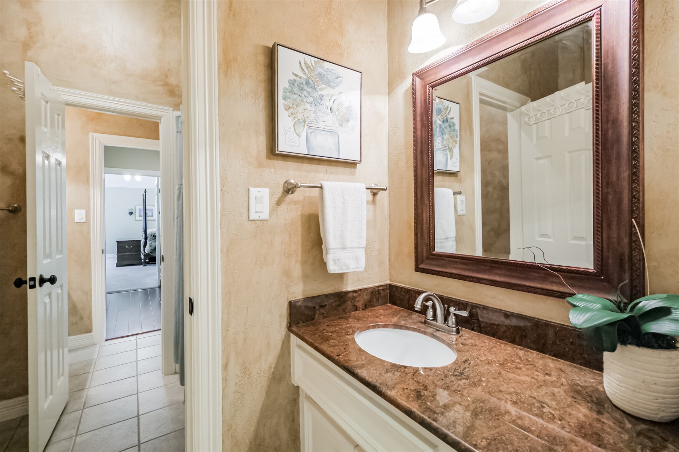 1823 Birnam Glen Drive , Sugar Land, TX, 77479 | 87217233 | Realty Texas LLC