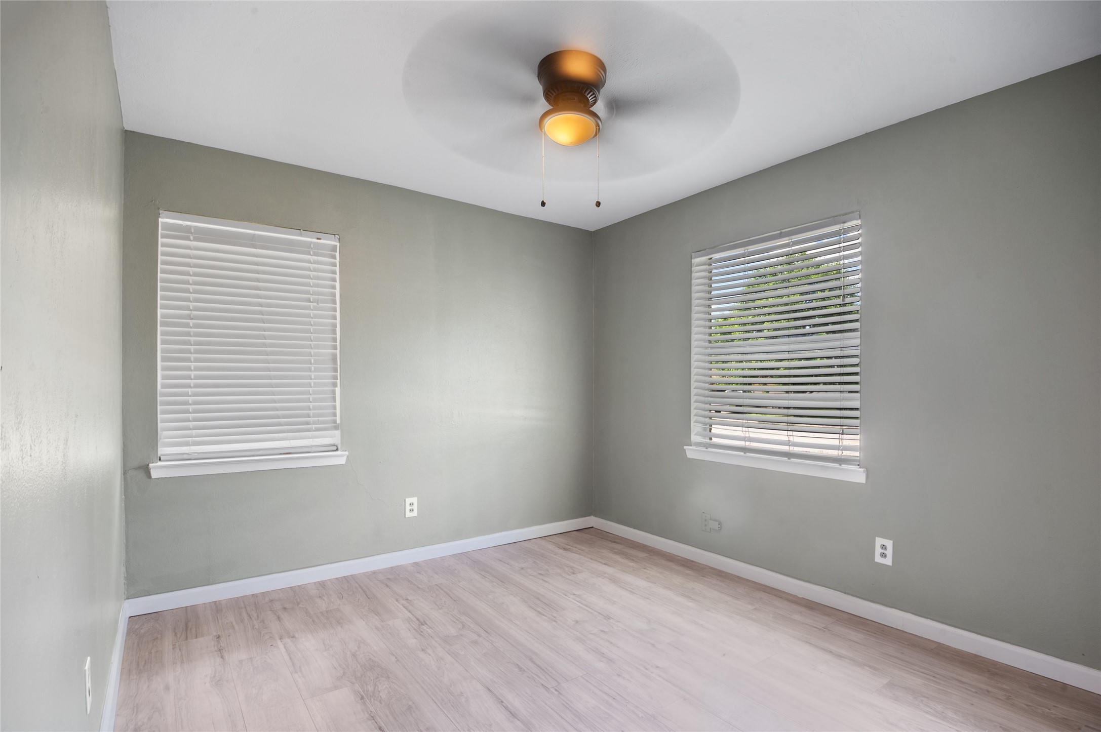 2500 Bamboo Street , Mesquite, TX, 75150 | 20931497 | Realty Texas LLC