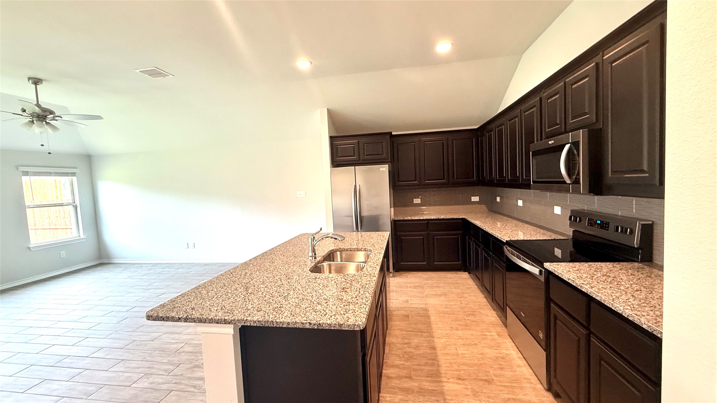 1620 Elle Lane , Aubrey, TX, 76227 | 20917705 | Realty Texas LLC