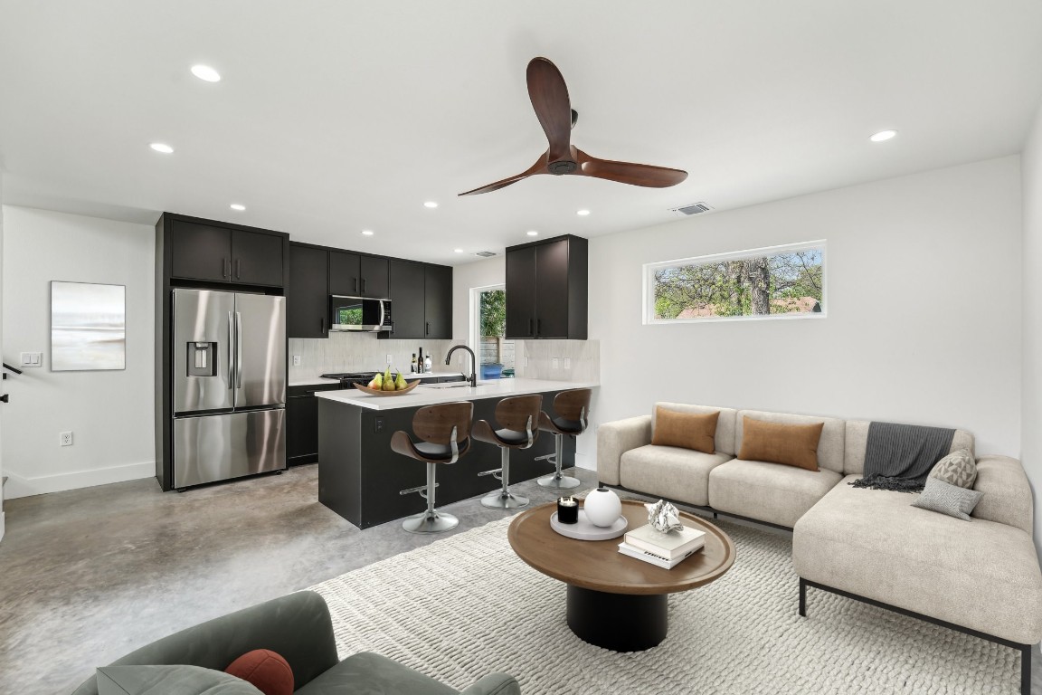 2312 Canterbury St #B , Austin, TX, 78702 | 8232080 | Realty Texas LLC