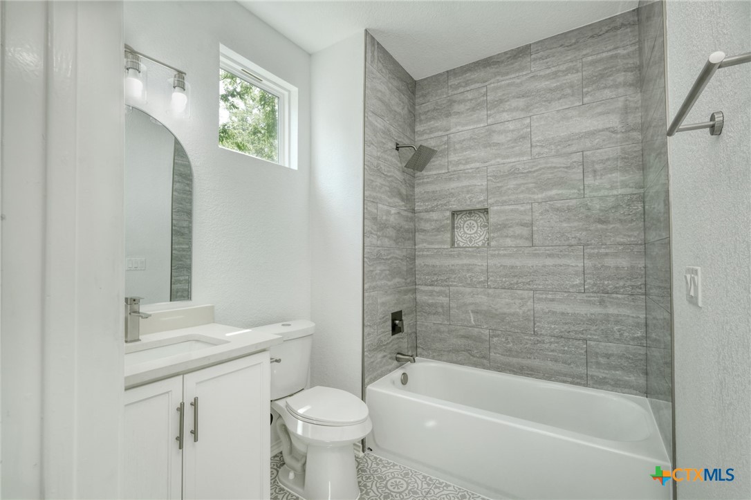 1008 E 3rd St , Georgetown, TX, 78626 | 579620 | Realty Texas LLC