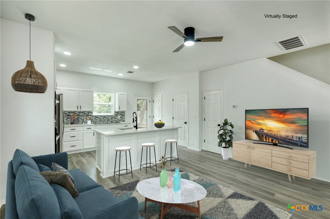 1008 E 3rd St , Georgetown, TX, 78626 | 579620 | Realty Texas LLC