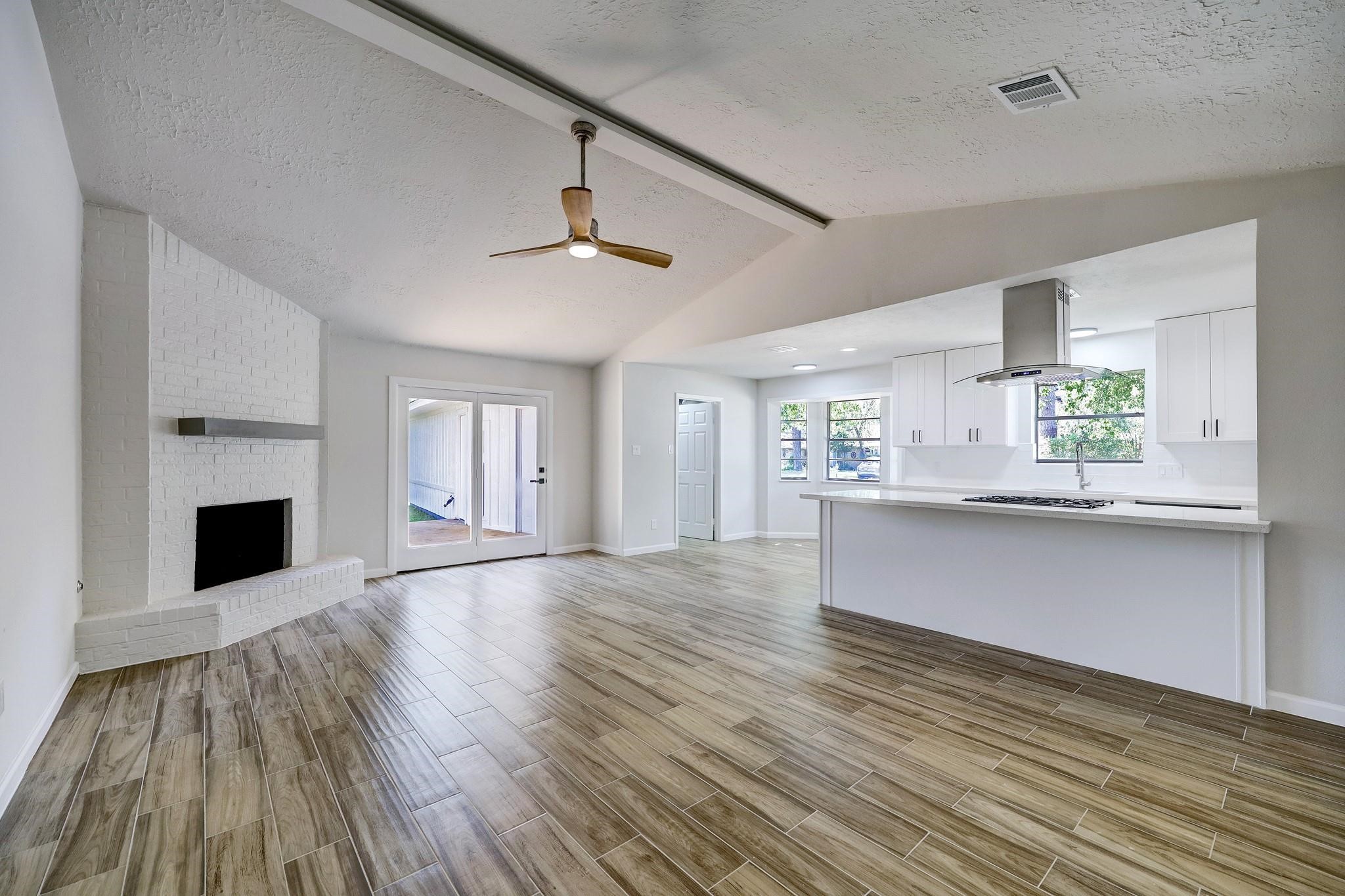 9723 Galston Lane , Spring, TX, 77379 | 40186281 | Realty Texas LLC