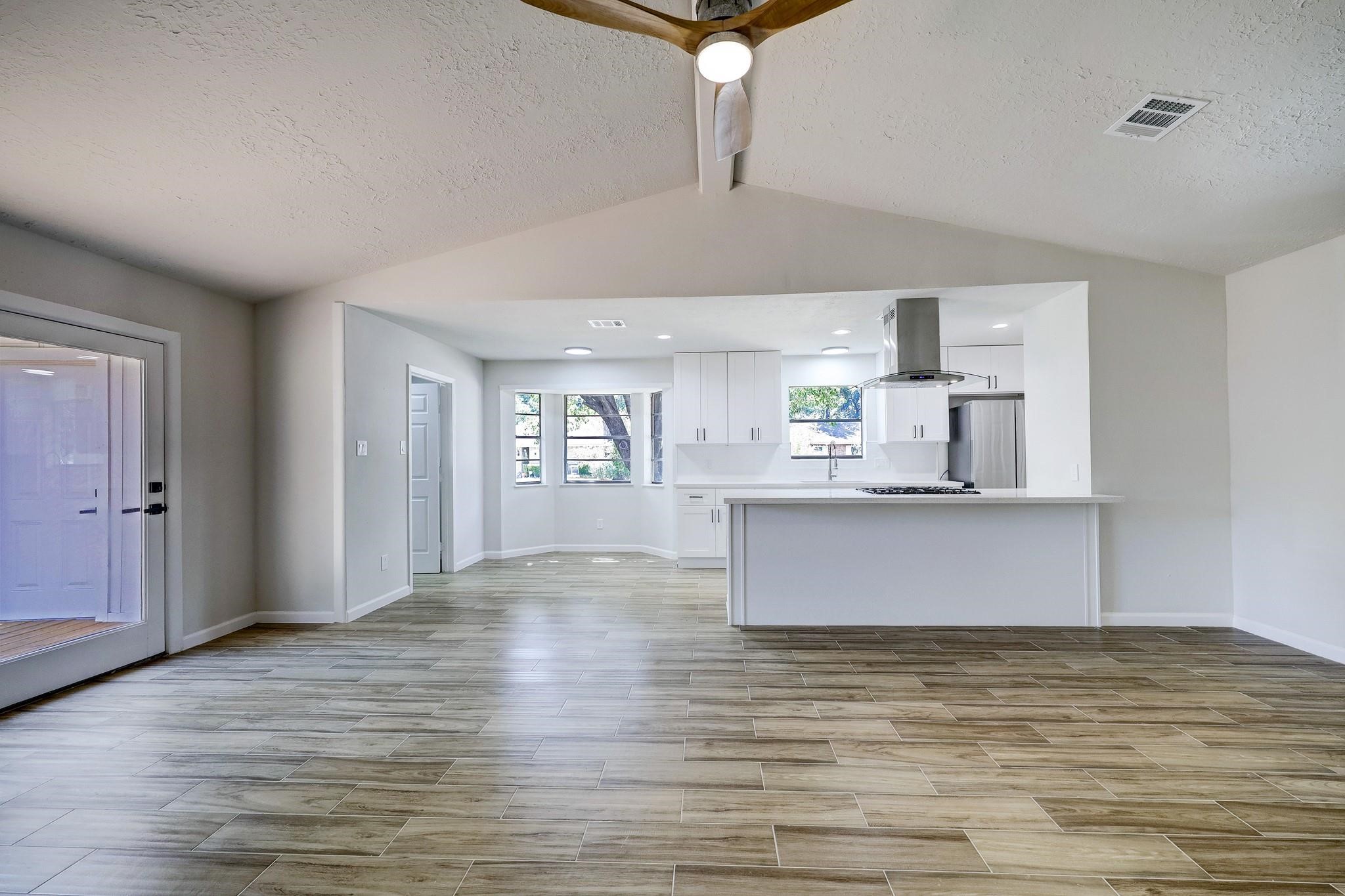 9723 Galston Lane , Spring, TX, 77379 | 40186281 | Realty Texas LLC