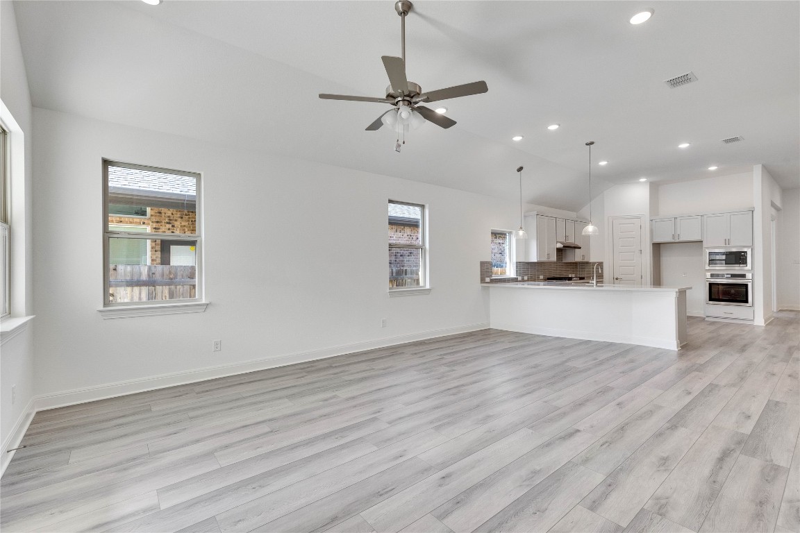 510 Durian Loop , Buda, TX, 78610 | 5179424 | Realty Texas LLC