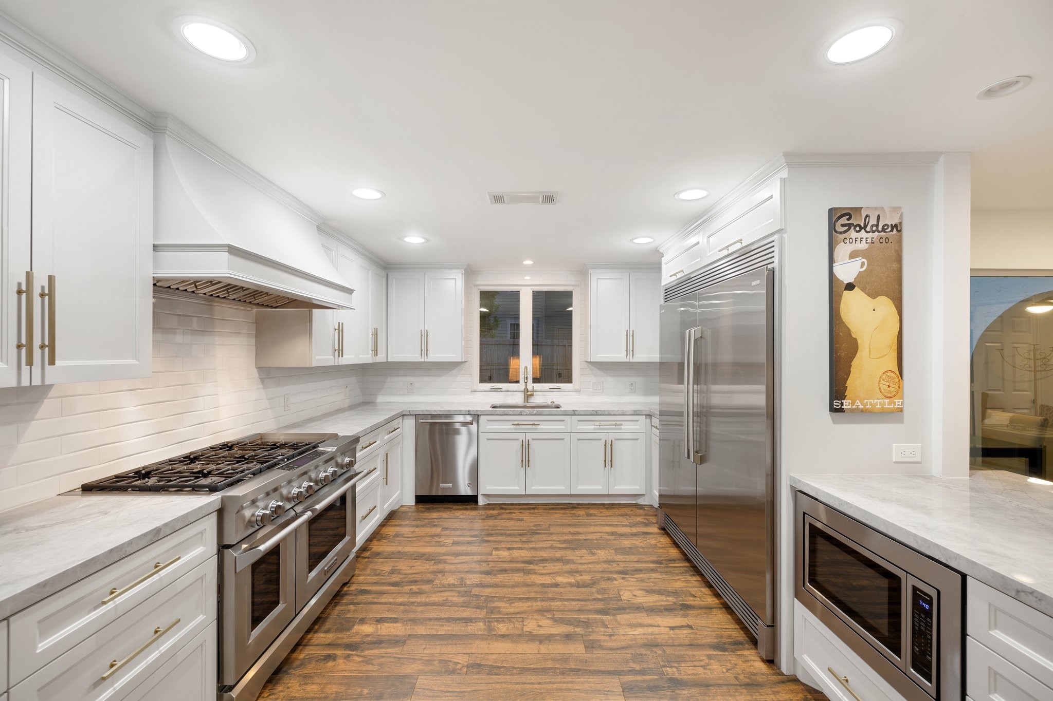 2 Warrenton Drive , Houston, TX, 77024 | 54242710 | Realty Texas LLC