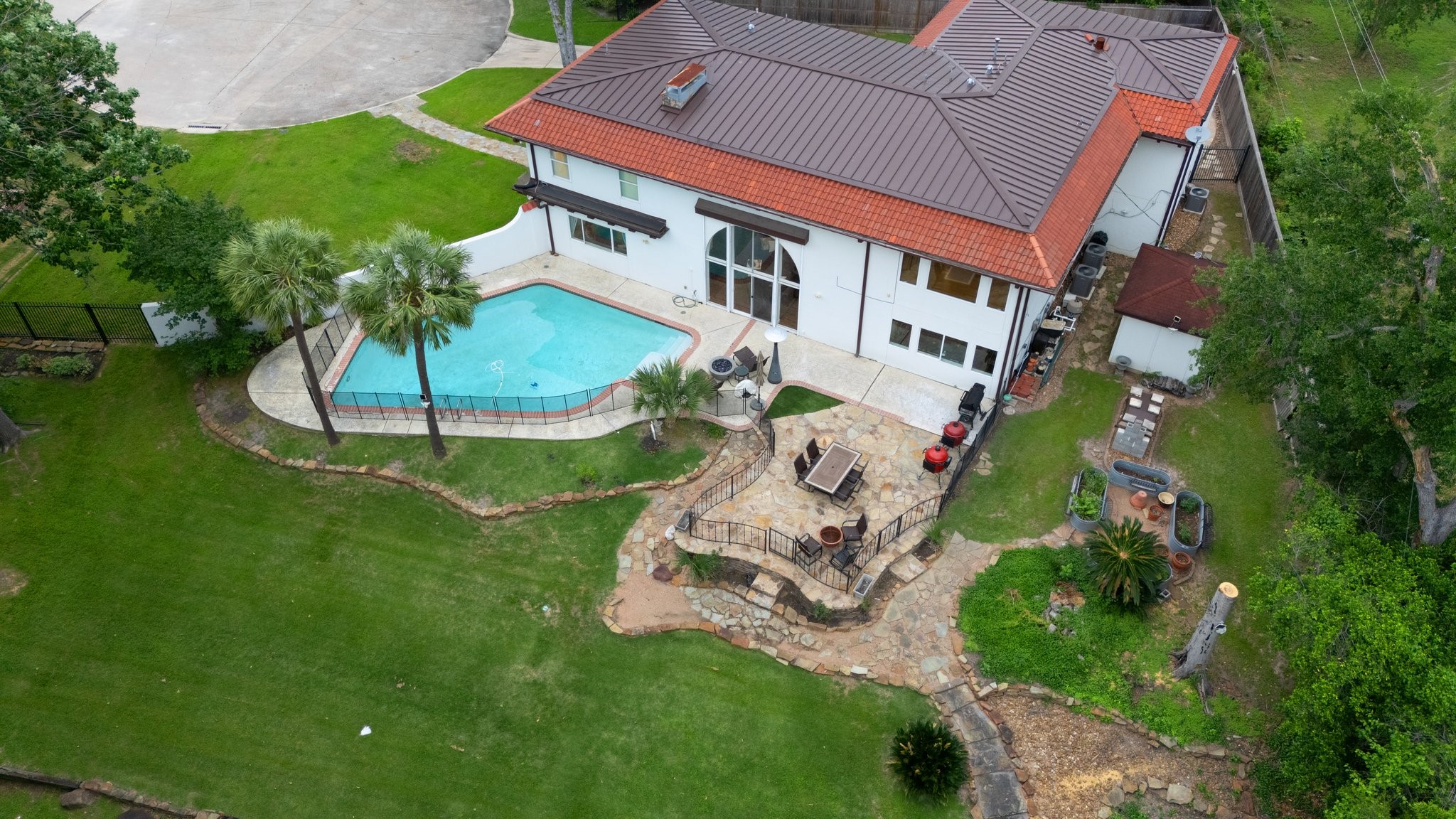 2 Warrenton Drive , Houston, TX, 77024 | 54242710 | Realty Texas LLC