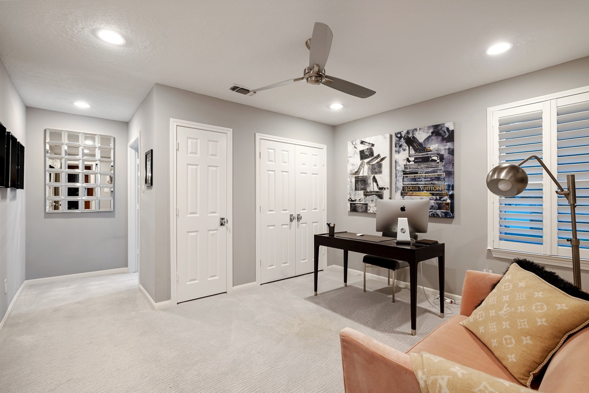 2 Warrenton Drive , Houston, TX, 77024 | 54242710 | Realty Texas LLC