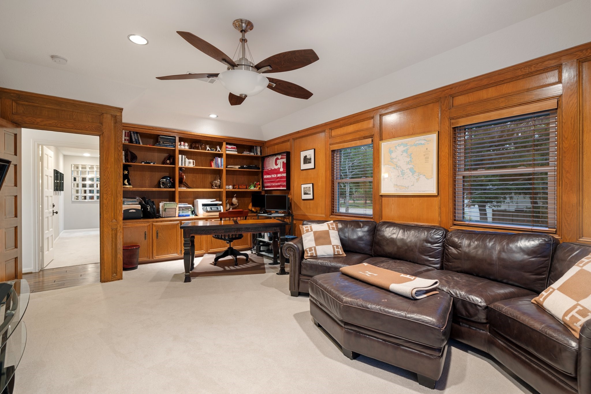 2 Warrenton Drive , Houston, TX, 77024 | 54242710 | Realty Texas LLC