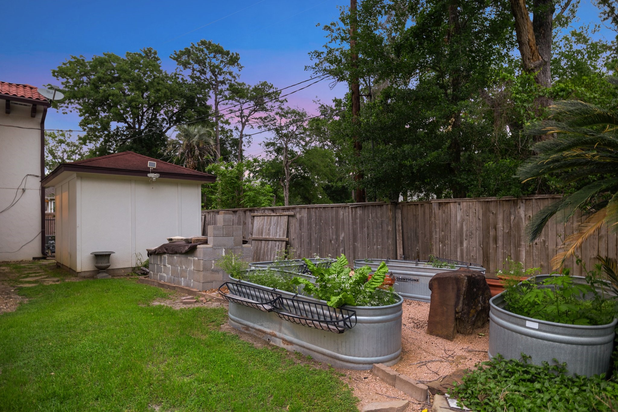 2 Warrenton Drive , Houston, TX, 77024 | 54242710 | Realty Texas LLC